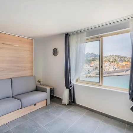 Apartment Les Goudes, Acces Direct A La 4 Marseilles